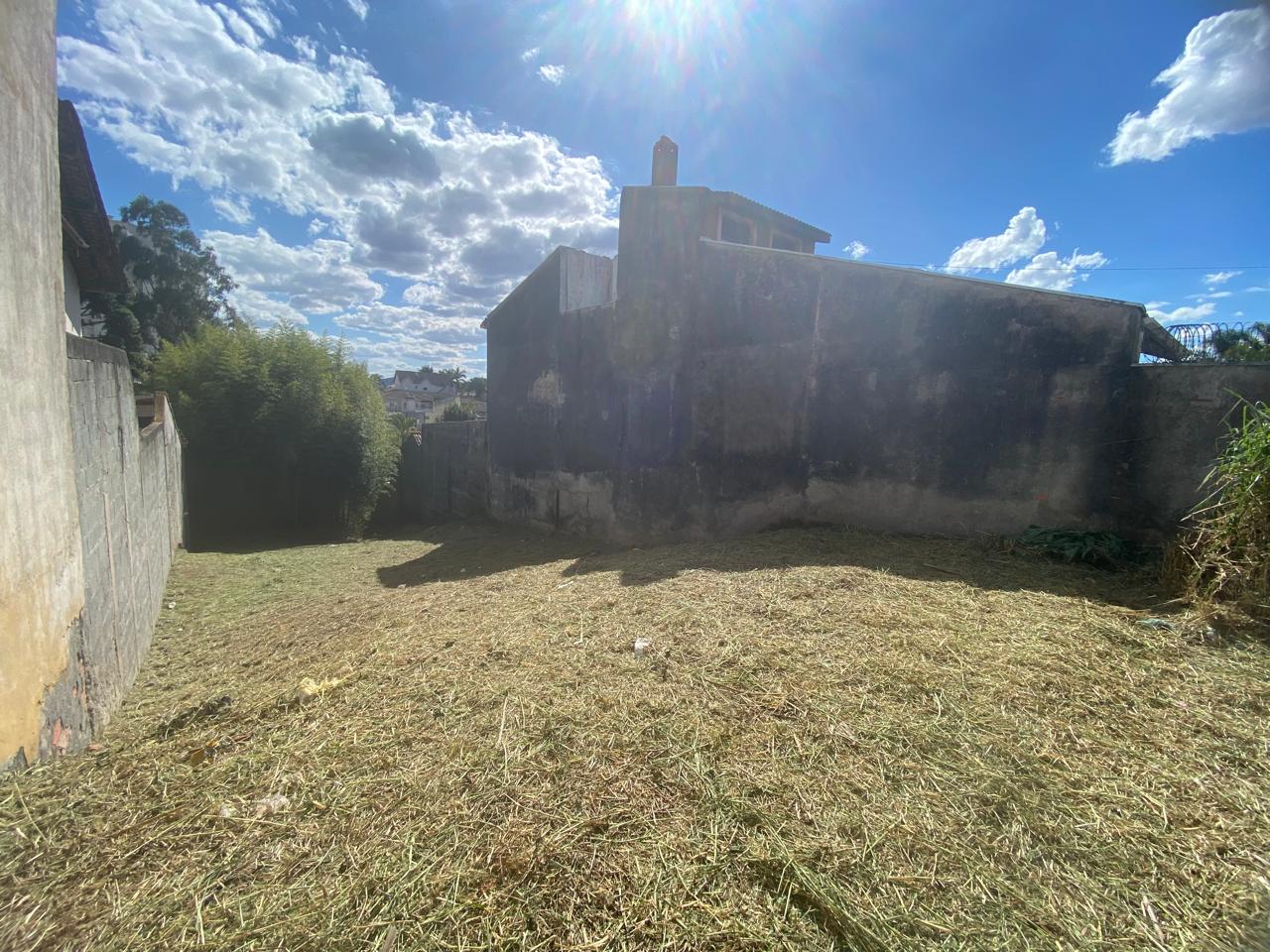 Terreno Plano com 650m² na Rua Emílio Zapile – Excelente Localização! Terreno Plano com 650m² na Rua Emílio Zapile – Excelente Localização!